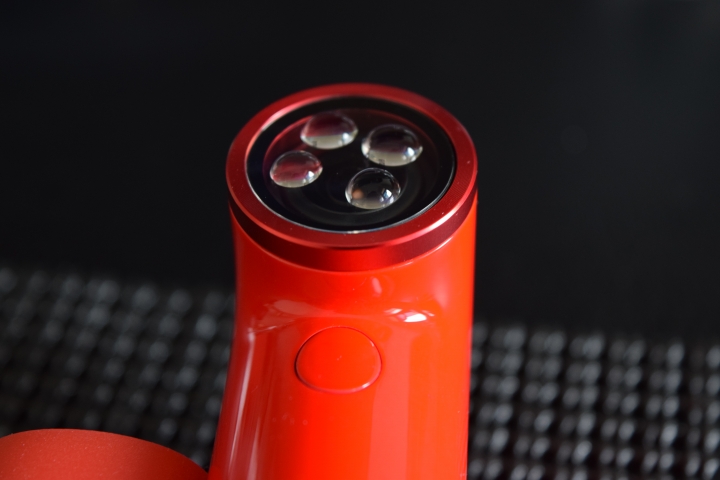 【開箱】"紅"RE配"綠"地=狗臭屁?   同場加映Eyescreen For HTC RE 玻璃保護貼