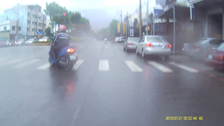 發現野生的G6 ABS版本 測試車