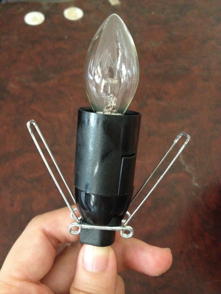 燈泡電線如何改裝成不用插電的電池線？