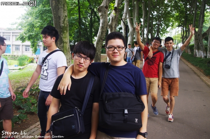請大大幫我把人P掉