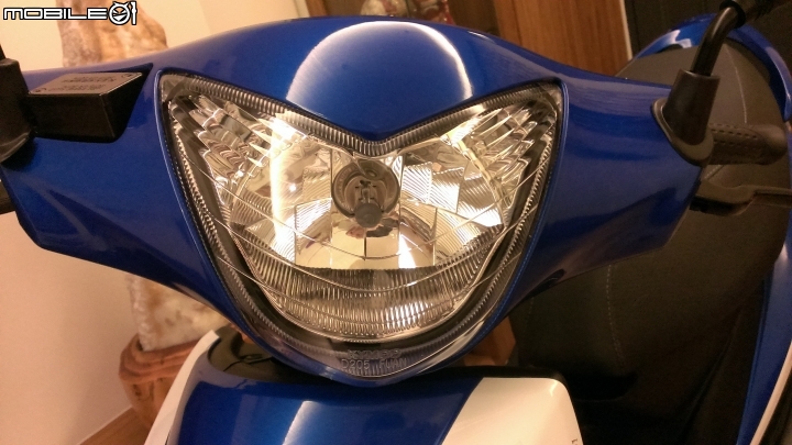 [開箱] 藍白 GP125 陶碟版 不太專業的開箱請見諒>