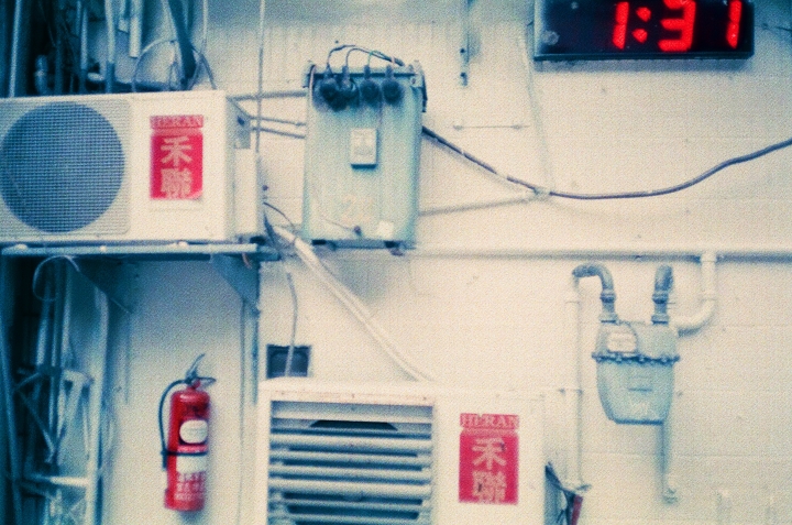 請問konica C35 怎麼拍都模糊 為什麼～～～～～～～