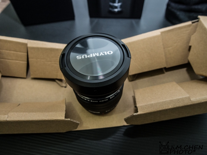 Olympus M.Zuiko 8mm F1.8 Fisheye PRO 開箱
