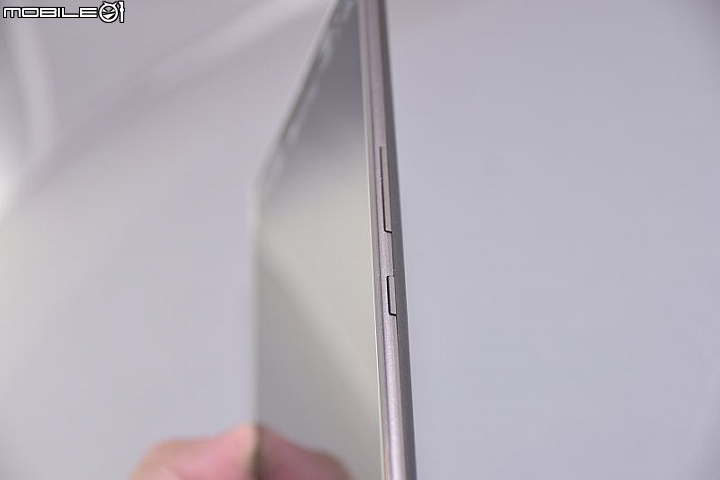 [開箱] RM追劇神器Asus ZenPad 8(Z380C)平板