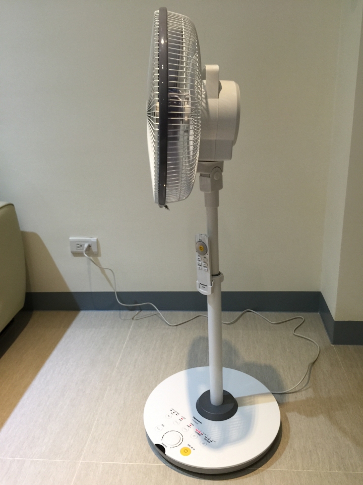 [開箱] 國際牌DC直流電風扇 F-H14/16 CND系列