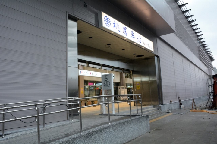 【桃園台鐵 高架 VS 地下 | 棕線進桃園車站鄭卻規劃全線高架】