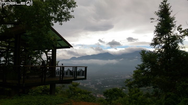 (南投)金龍山賞景遊