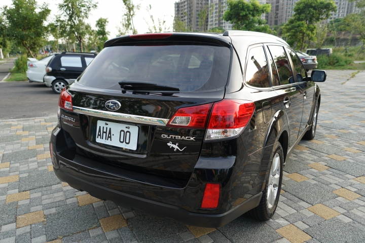 [2017更換電瓶] 2010 Subaru Outback 2.5i