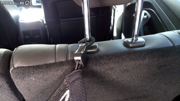 [開箱] Ford Kuga 專用 PA&A 固定網 (後備箱/後車箱)