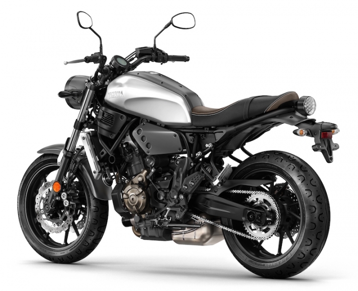 YAMAHA XSR700
