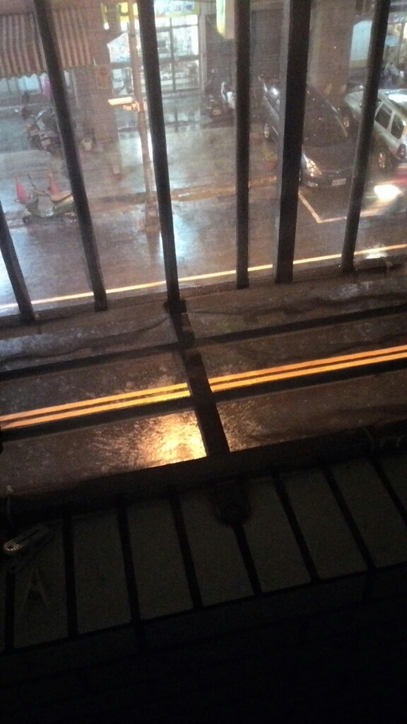 請問這停車格是合法的嗎？