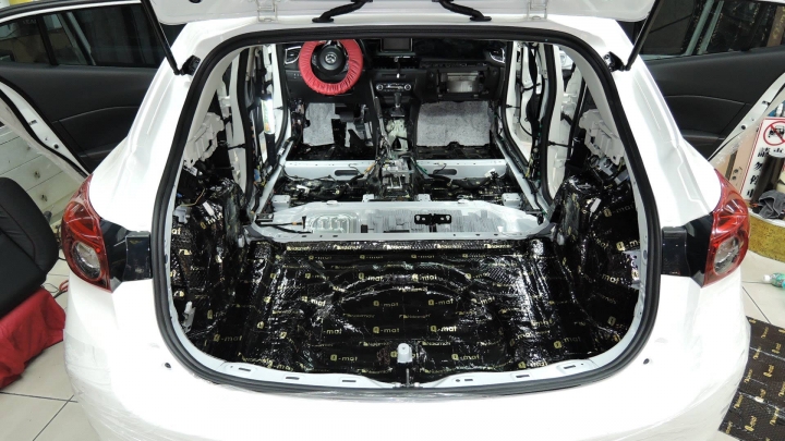 【請益】2015 NEW MAZDA3 音源問題 (有升級音響)