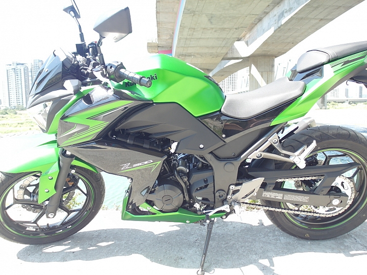 靜態開箱文 2015 KAWASAKI Z300