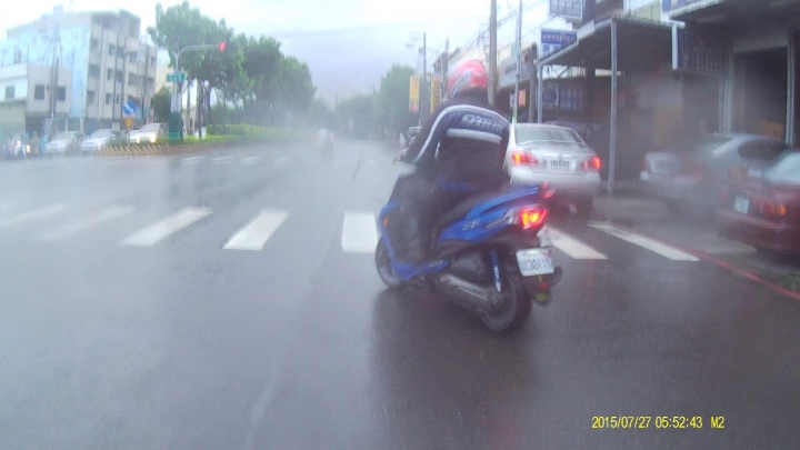 發現野生的G6 ABS版本 測試車