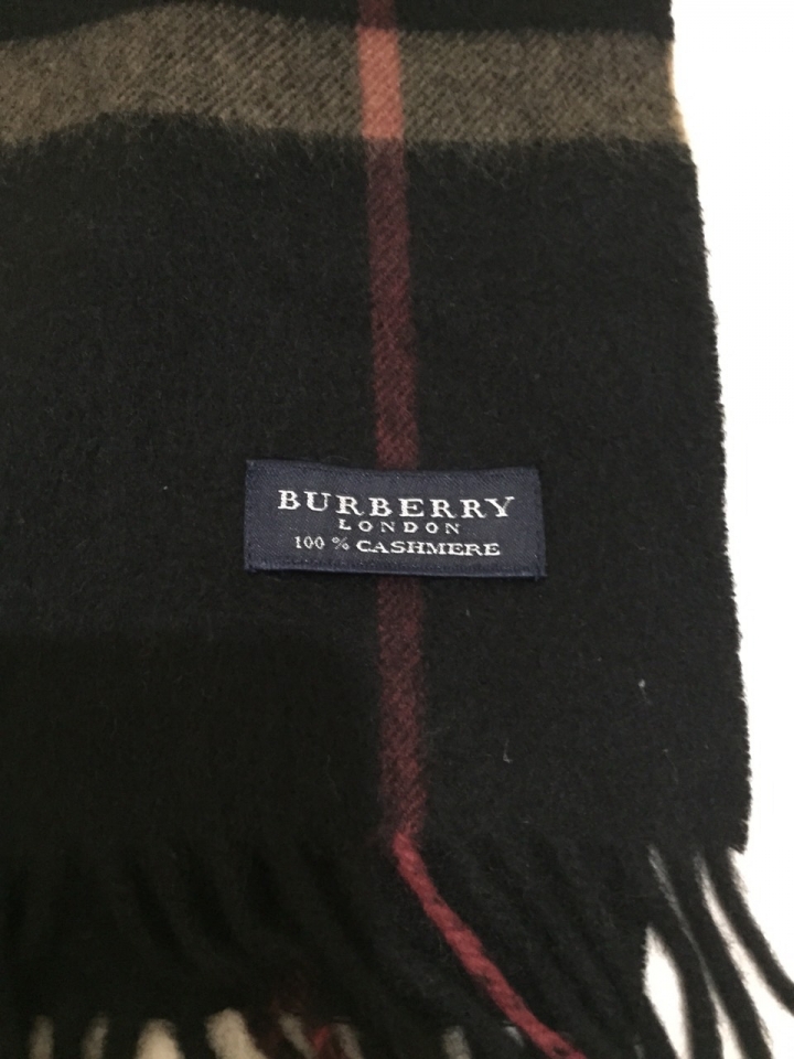 BURBERRY 圍巾真假辨識之舊款好難猜
