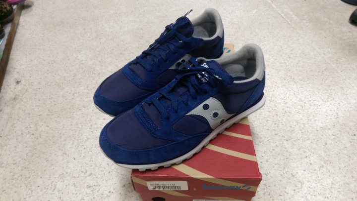 好看好穿又便宜的逛街鞋 Saucony Jazz Low Pro