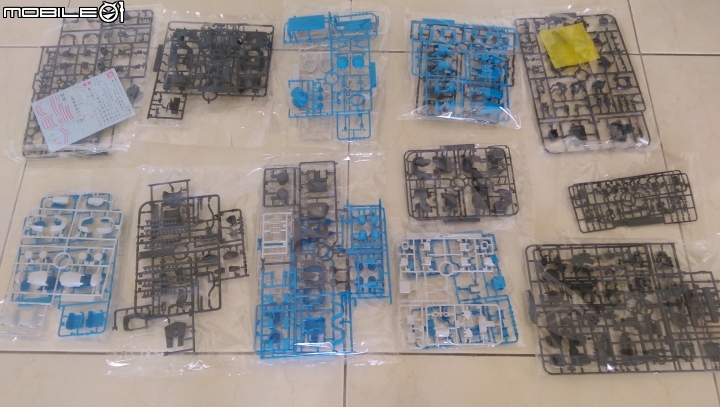 ＰＢ限定ＭＧＺ鋼彈３號機紅Ｚ＆ＲＧ００鋼彈ＴＲＡＮＳ－ＡＭ簡單開箱