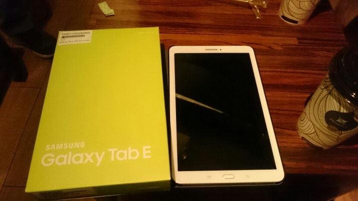 第一次與三星的邂逅 Galaxy Tab E 9.6