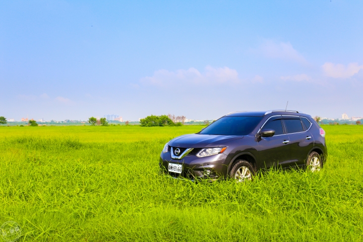 [不專業開箱文] x-trail 2.0 完美影音版
