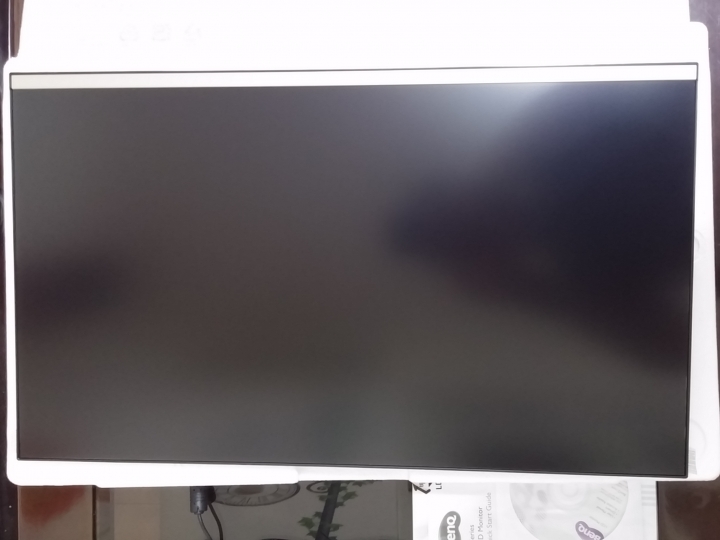 BenQ 最新發表EW2445ZH開箱