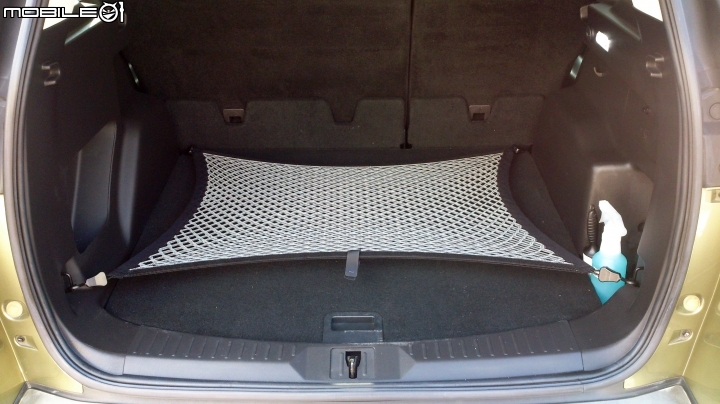 [開箱] Ford Kuga 專用 PA&A 固定網 (後備箱/後車箱)