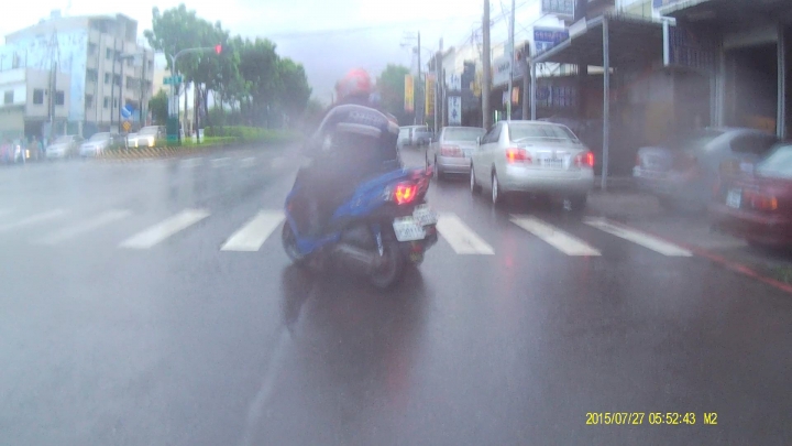 發現野生的G6 ABS版本 測試車