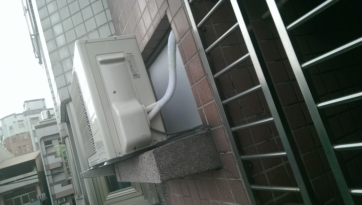 這樣安裝冷氣有無問題?危險性?
