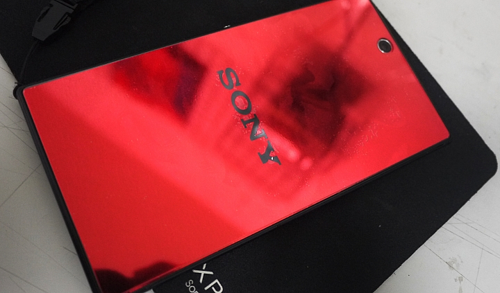 空機1萬以內有推薦什麼不錯的手機嗎??