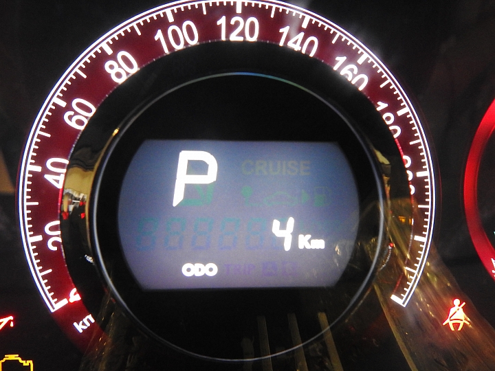試乘U7 ECO Hyper：怠速熄火及0~100加速(約10秒)