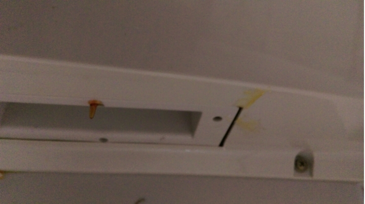 洗衣機不明液體