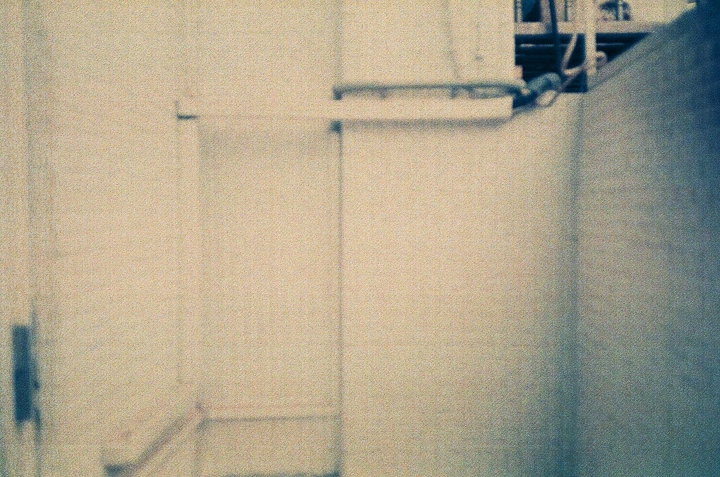 請問konica C35 怎麼拍都模糊 為什麼～～～～～～～