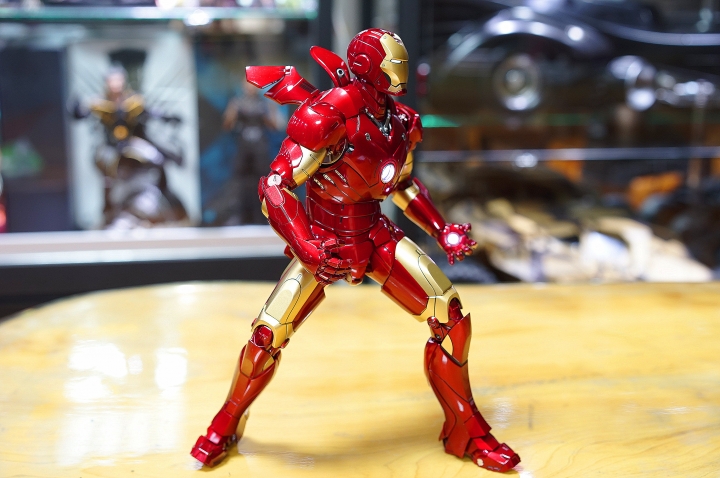 (圖多) 開箱! hot toys 鋼鐵人 限定版合金馬克3