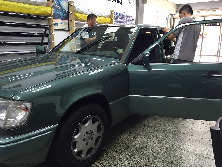 [德國老紳士] 1993 W124 E220 分享[文長圖多]