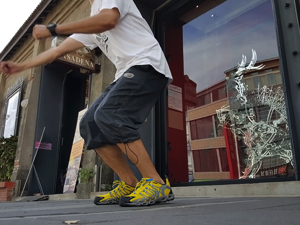 穿著極輕盈、高透氣《 哥倫比亞 Columbia Ventelation 結合戶外鞋與登山鞋功能》陪我上山下海，挑戰每一次體能訓練！