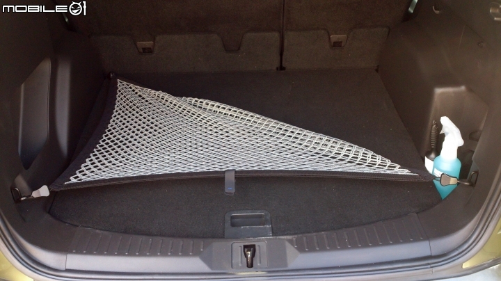 [開箱] Ford Kuga 專用 PA&A 固定網 (後備箱/後車箱)