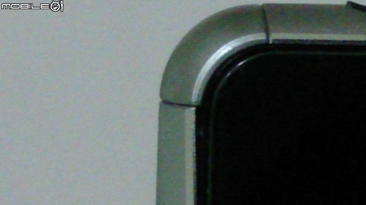 Z3 邊條翹起
