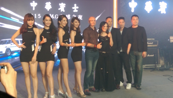 AMG 2015 動感之夜 (楊乃文超讚演唱!!)~~初體驗