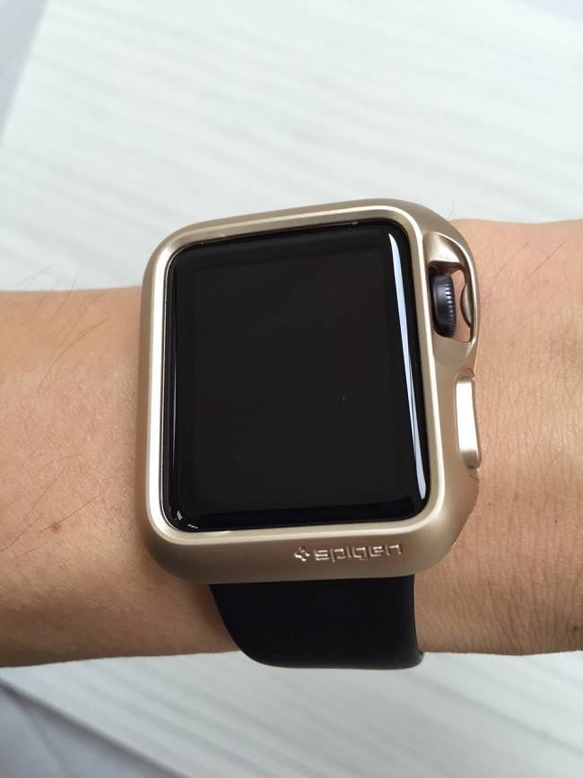 Apple Watch黑色運動版+SPIGEN保護殼小開箱
