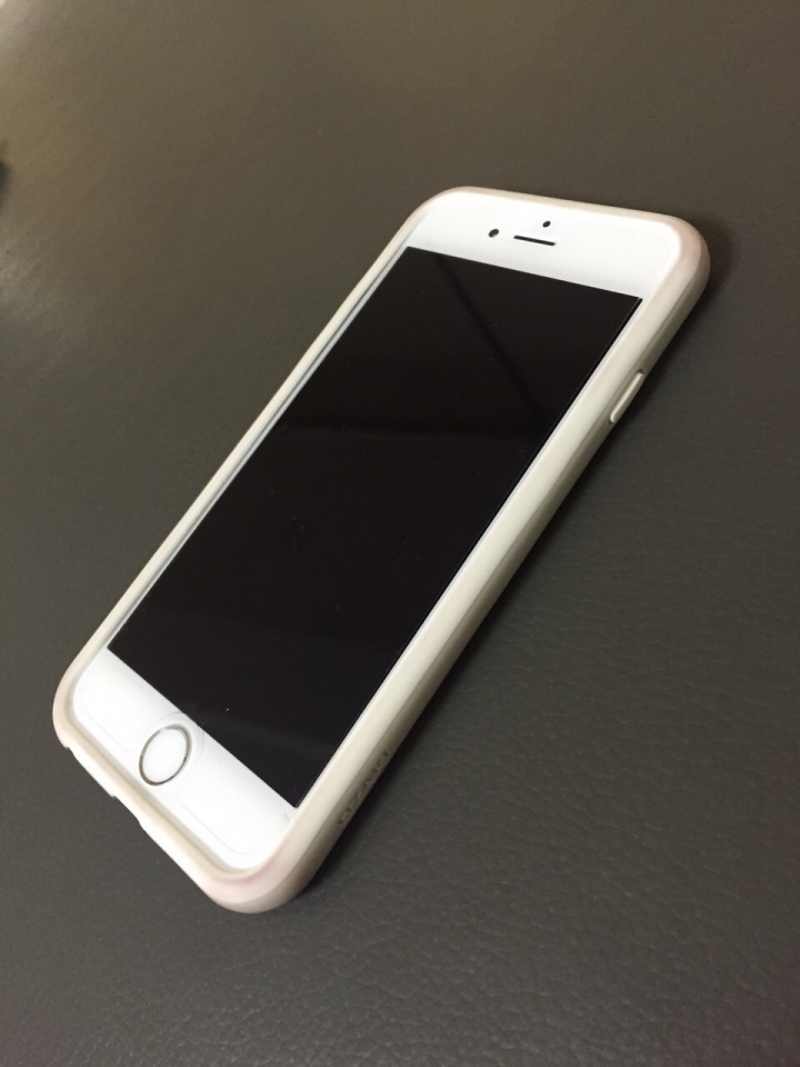 [分享]   Ozaki O!coat Shockcase iPhone 6 (4.7") 耐衝擊保護殼-白色