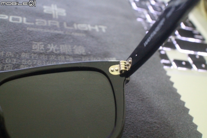 關於連鎖眼鏡行販售的Ray Ban RB2140-F 901問題