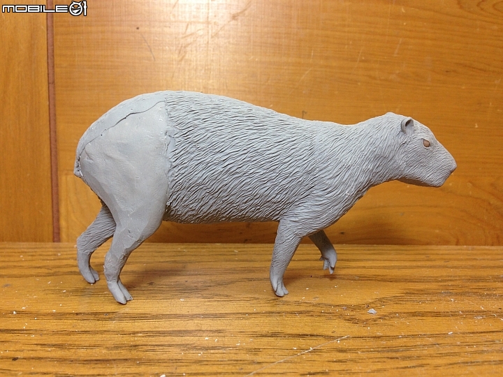 [動物創作]水中的...豬?1/10水豚