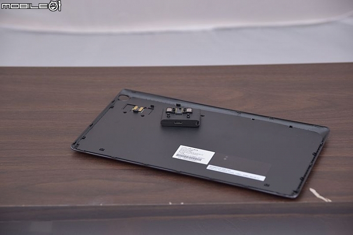 [開箱] RM追劇神器Asus ZenPad 8(Z380C)平板