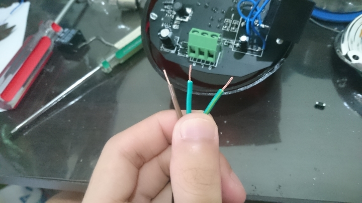[DIY]原廠燈殼直上！野狼尾燈LED改裝模組！
