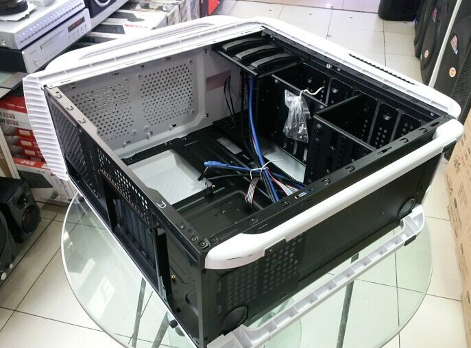 碩一野馬G666電腦機殼