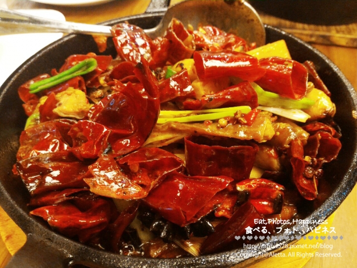 「開飯川食堂」開飯喇～炎熱夏日，快揪親朋好友來開胃溜ヽ(●´∀`●)ﾉ