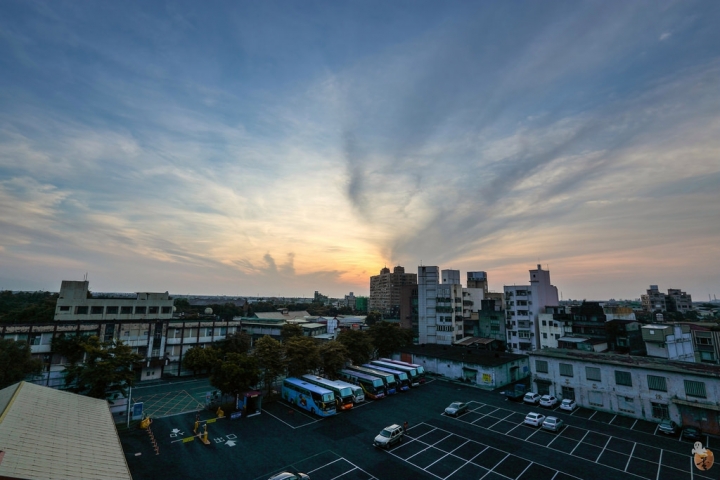 [宜蘭]羅東夜市附近的旅館--第五季國際旅店  by蛋拔
