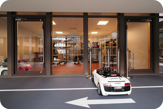 全台親子飯店第一名：Silks Place Yilan蘭城晶英酒店。賽車，海盜船，全員逃走中。