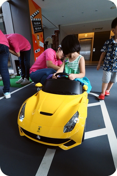 全台親子飯店第一名：Silks Place Yilan蘭城晶英酒店。賽車，海盜船，全員逃走中。