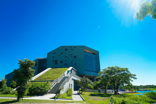 [臺東]在台東發現星戰戰艦!?還以為來到了星際大戰的世界 - 臺東大學圖書館