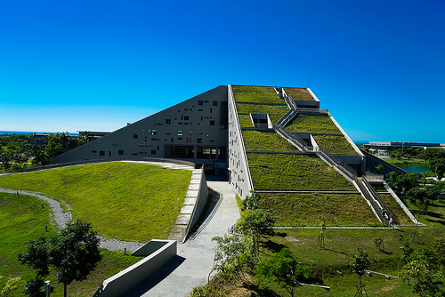 [臺東]在台東發現星戰戰艦!?還以為來到了星際大戰的世界 - 臺東大學圖書館